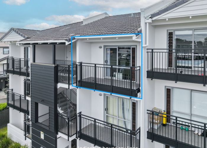 at A14/71 Spencer Road, Oteha, North Shore City, Auckland