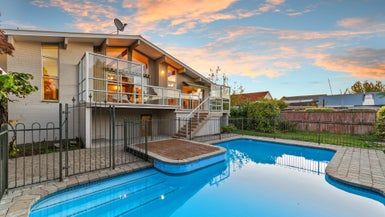  at 4 Hawkswood Place, Avonhead, Christchurch