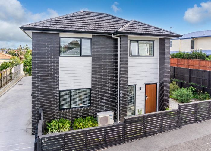  at 1/164 Cambridge Road, Hillcrest, Hamilton, Waikato