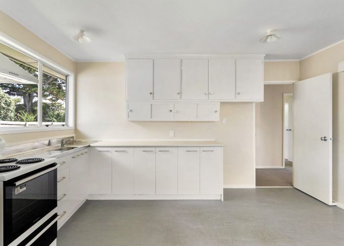  at 52 Coburg Street, Henderson, Auckland, Henderson, Waitakere City, Auckland