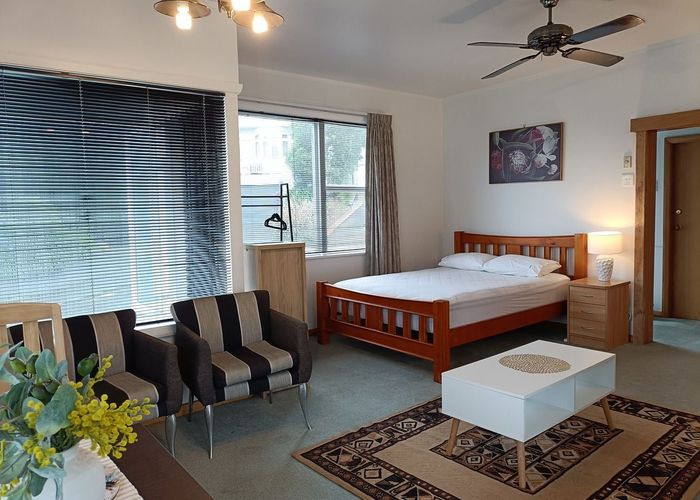  at 4 Cecil Road, Wadestown, Wellington, Wellington