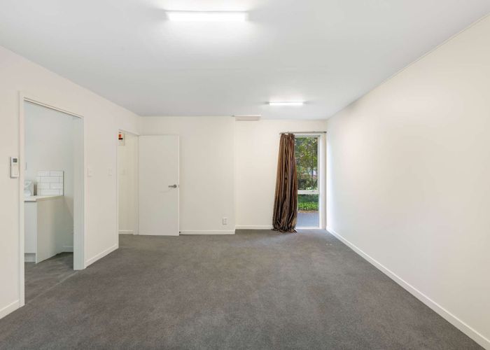  at 2/88 Clyde Road, Ilam, Christchurch City, Canterbury