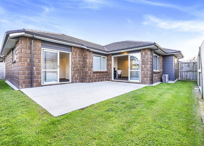  at 17 Charlotte Crescent, Dinsdale, Hamilton