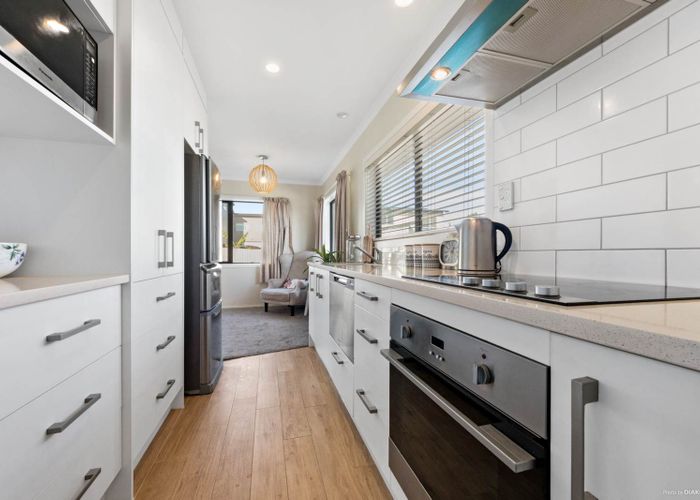  at 35A AWAROA RD, Sunnyvale , Auckland 