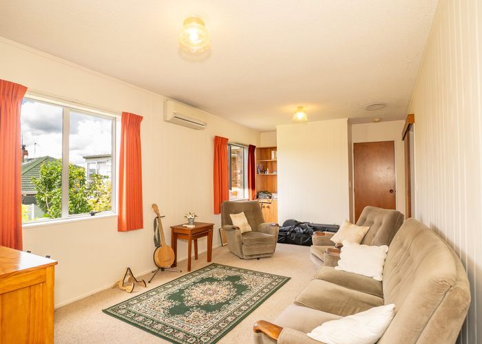  at 17 Johnsview Terrace, Hillcrest, Hamilton