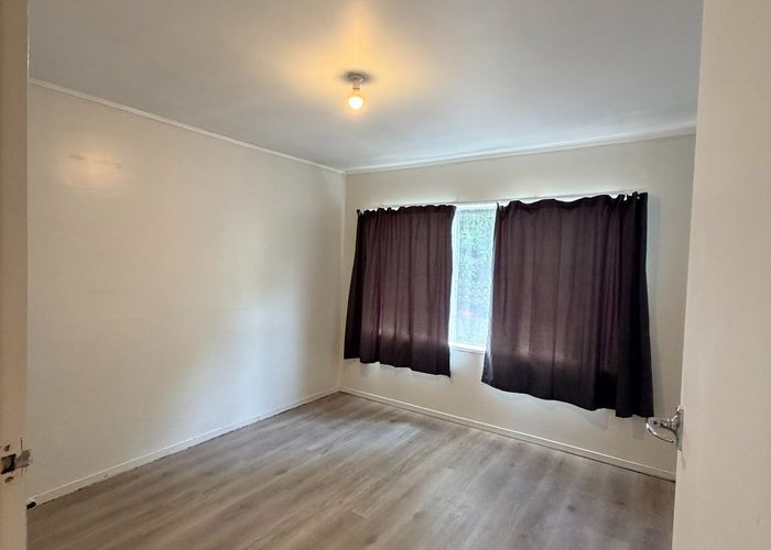  at 1/28 Don Croot Street, Western Springs, Auckland