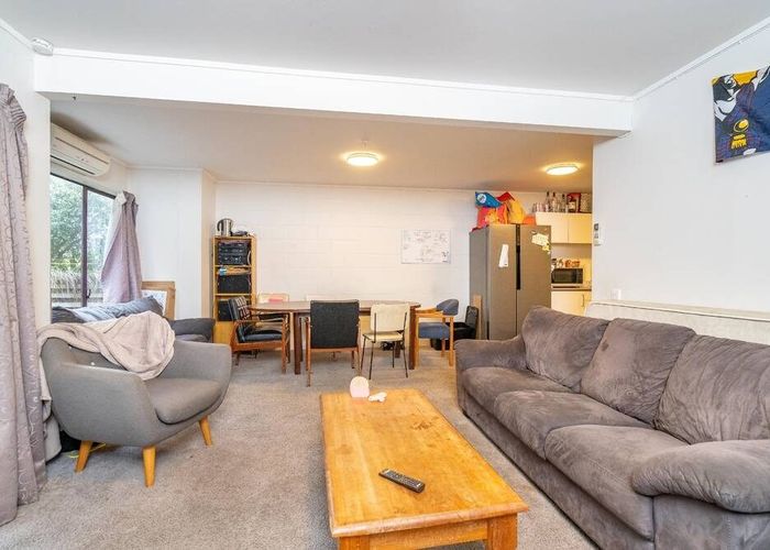  at 10/543 George Street, North Dunedin, Dunedin