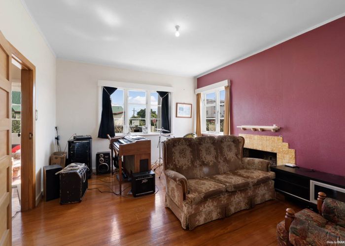  at 50 Station Road, Otahuhu, Auckland