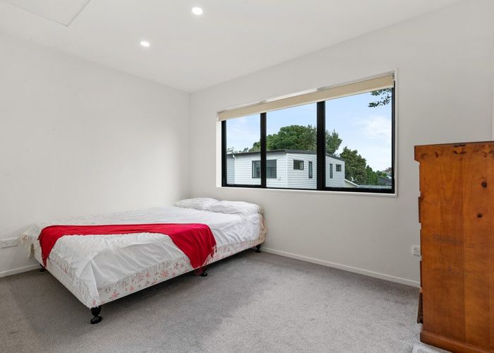  at 2F Cadiz Place, Papakura, Papakura, Auckland