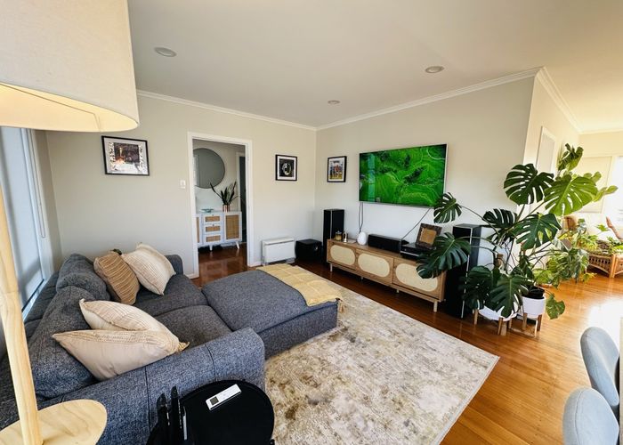  at 4 Benders Avenue, Hillcrest, Auckland