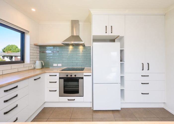  at 53 Raglan Avenue, Cloverlea, Palmerston North, Manawatu / Whanganui