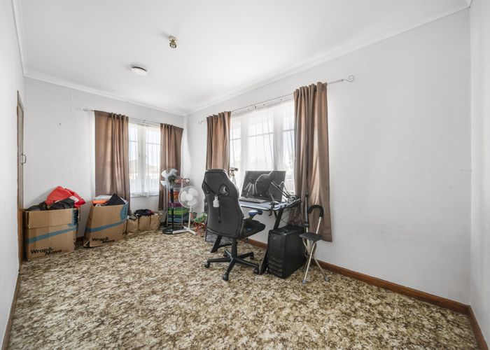  at 14 Oxford Road, Manurewa, Manukau City, Auckland