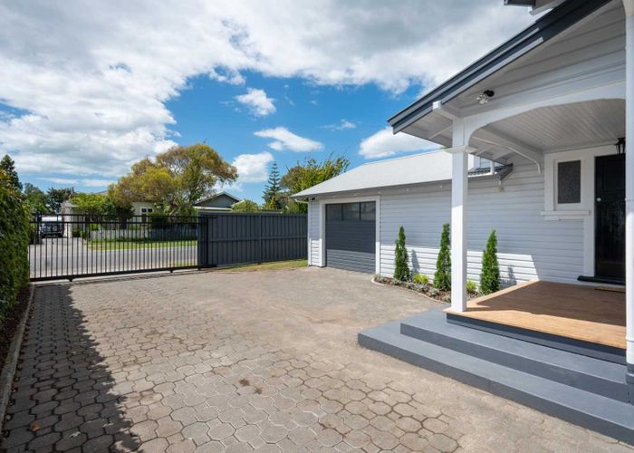  at 706 Avenue Road West, Saint Leonards, Hastings, Hawke's Bay