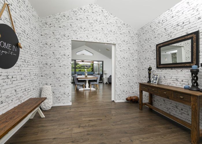  at 13 Oak Valley Road, Albany