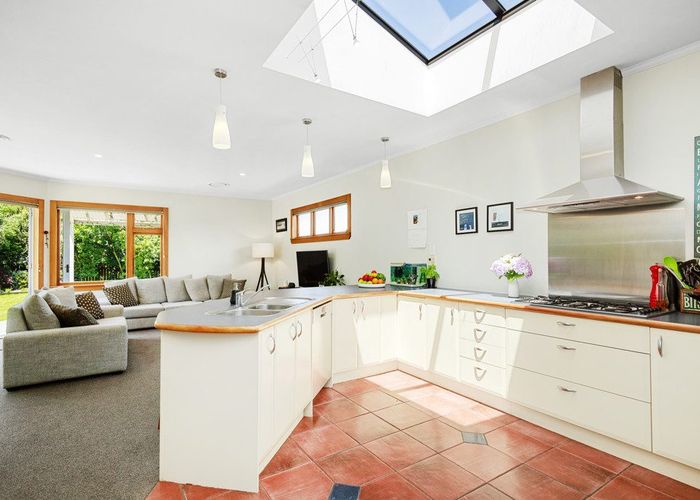  at 77 Cambridge Terrace, Waterloo, Lower Hutt, Wellington