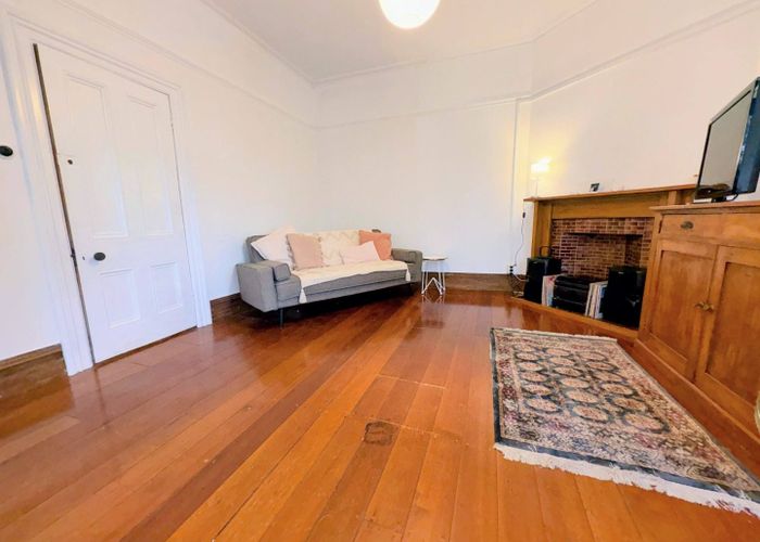  at 72B Kelburn Parade, Kelburn, Wellington, Wellington