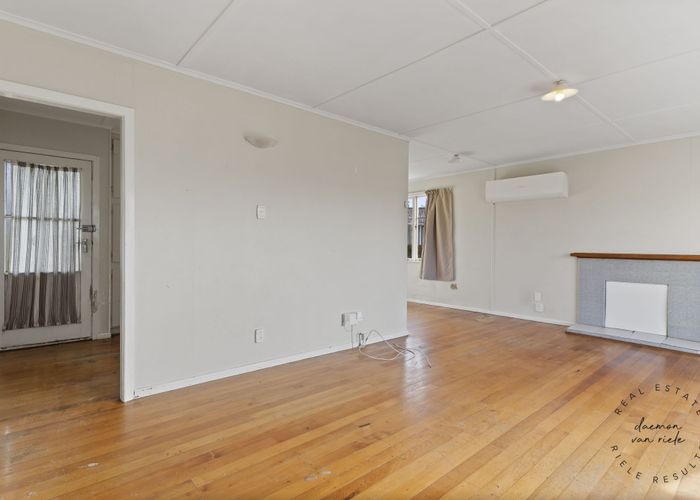  at 12 White Road, Manurewa, Manukau City, Auckland