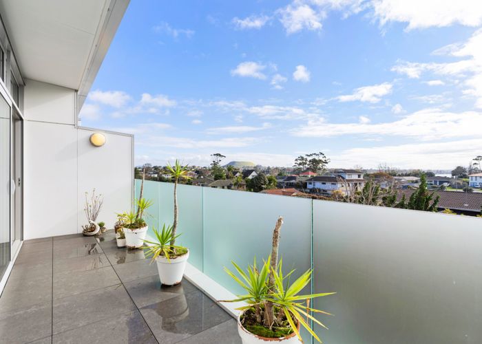  at 103/102 Pakuranga Road, Pakuranga, Manukau City, Auckland