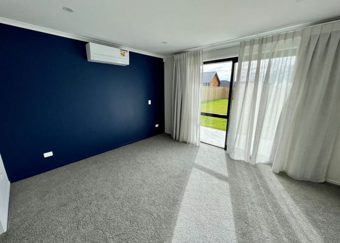  at 24 Kerr Cr, Patumahoe, Franklin, Auckland