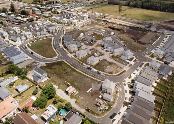  at 9 Warbler Crescent, Papakura, Papakura