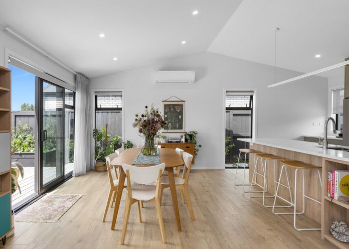  at 1B Fairburn Place, Leamington, Cambridge