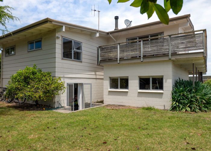  at 11 Nisbet Terrace, Kinloch, Taupo, Waikato