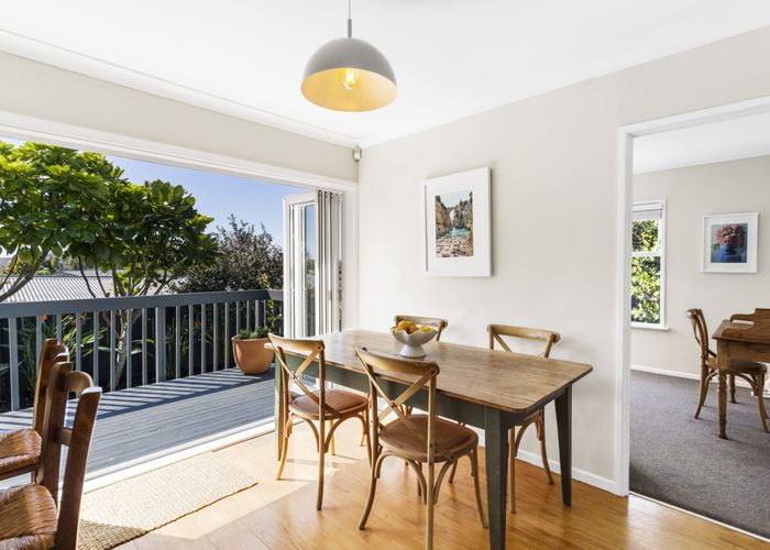  at 1/54 Fairclough Road, Beach Haven, Auckland