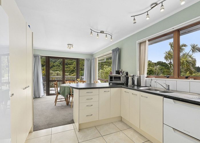  at 10 Capstan Lane, Whitby, Porirua, Wellington