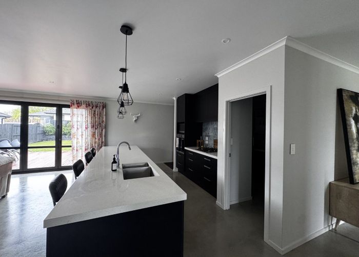  at 20 The Meadows, Flagstaff, Hamilton, Waikato