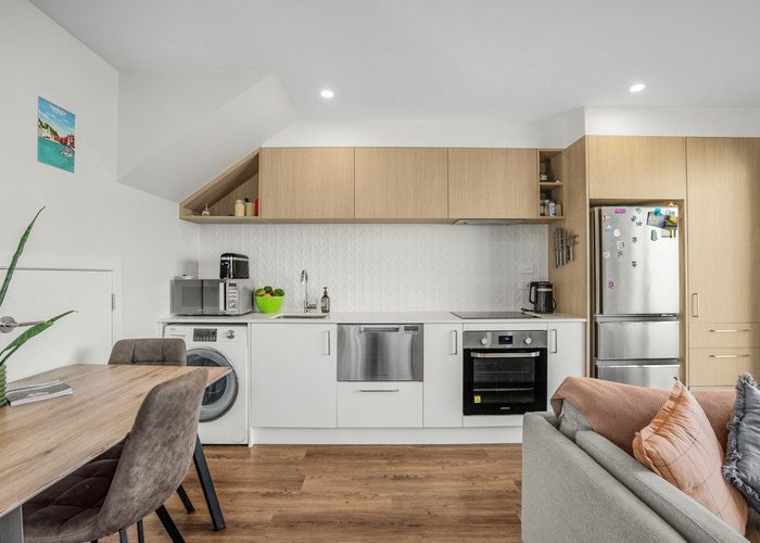  at 9/207 Oxford Terrace, Avalon, Lower Hutt, Wellington