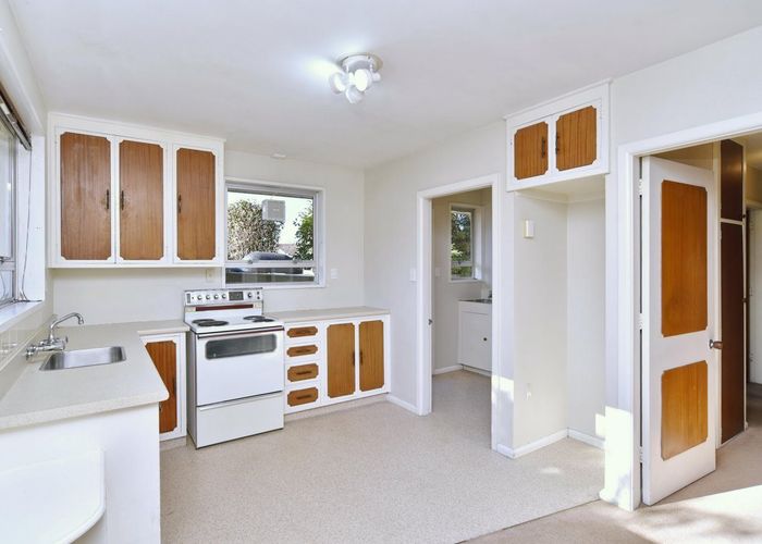  at 2/28 Strathfield Avenue, Dallington, Christchurch