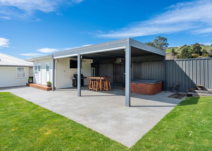  at 8 Margate Street, Waihola, Clutha, Otago