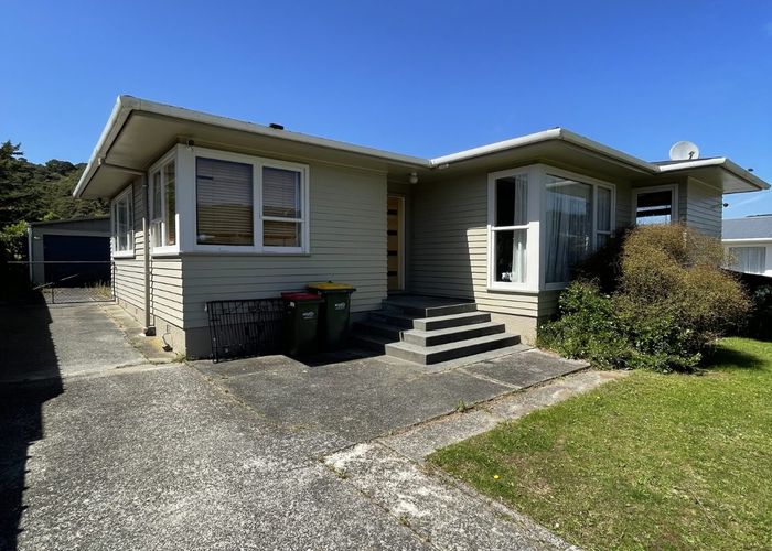  at 40 Momona Street, Wainuiomata, Lower Hutt, Wellington