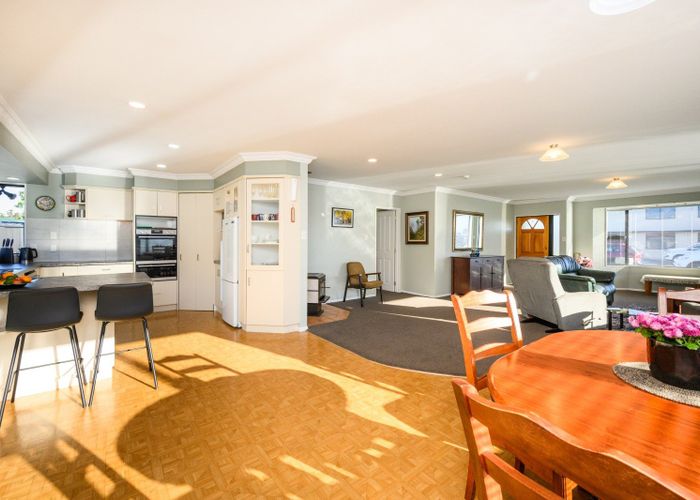  at 9 Weld Street, Feilding, Feilding