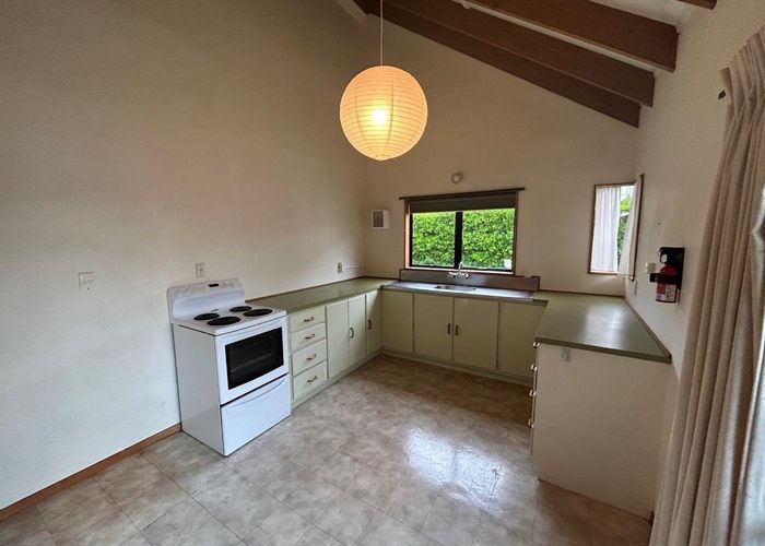  at 698B Papamoa Beach Road, Papamoa Beach, Papamoa