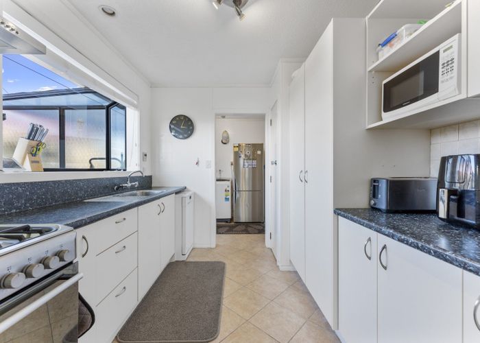  at 20 Bastia Avenue, Bastia Hill, Whanganui