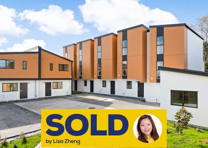  at 4/10 Orchid Place, Te Atatu South, Auckland