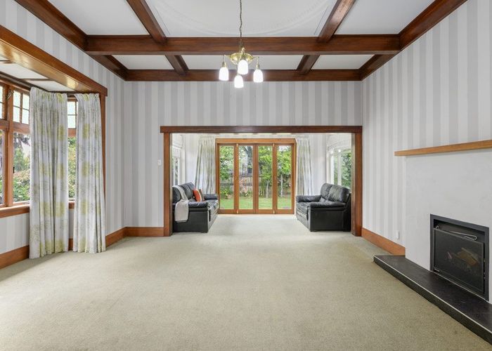  at 6 Kitchener Street, Claudelands, Hamilton