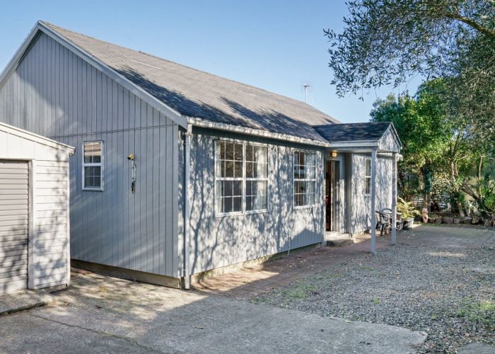  at 1140B Papamoa Beach Road, Papamoa Beach, Papamoa