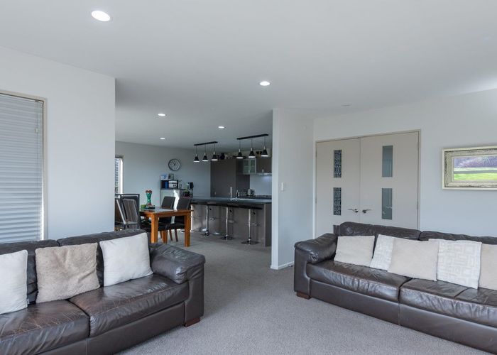  at 8 Frenchay Drive, Atawhai, Nelson