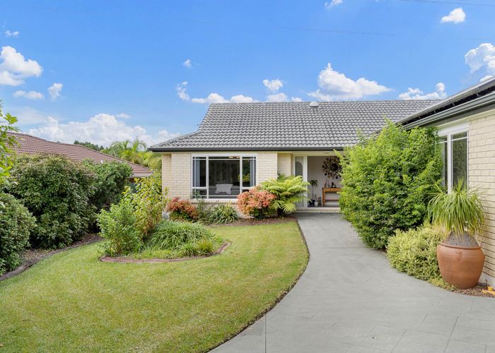  at 75 Wairere Road, The Gardens, Auckland
