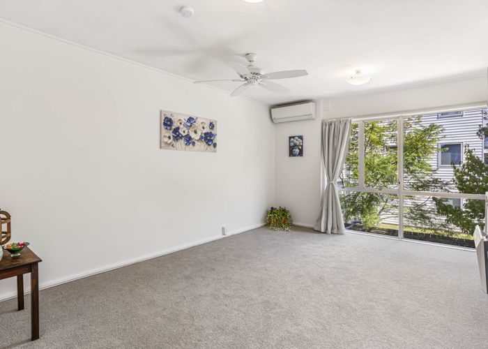  at 5/25 Inverness Road, Browns Bay, North Shore City, Auckland