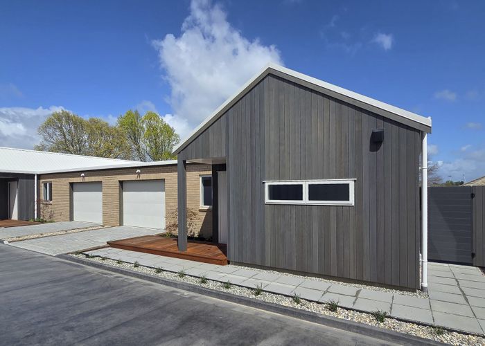  at 2/11 Tamihana Avenue, Fairfield, Hamilton, Waikato
