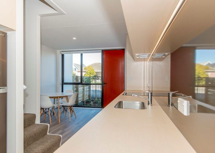  at 2/10 Rex Street, Riccarton, Christchurch City, Canterbury