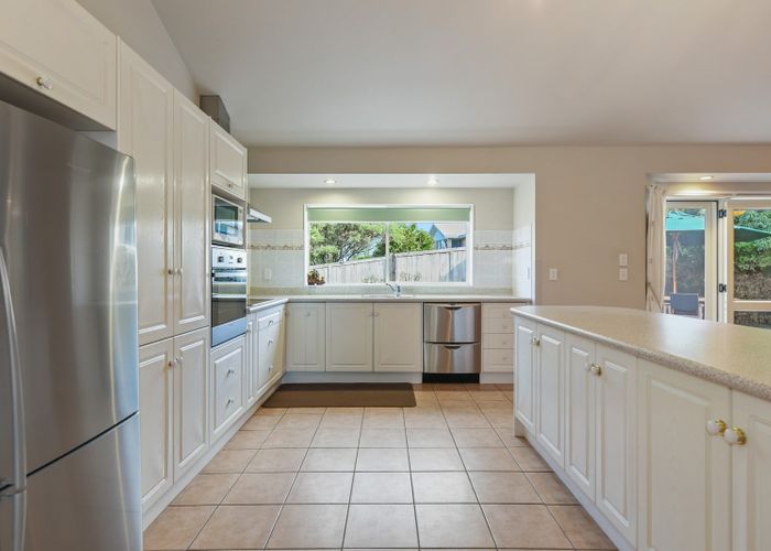  at 7 Guernsey Place, Grandview Heights, Hamilton