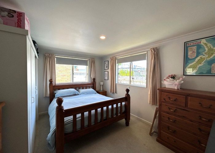  at 4/12 Neeve Road, Taradale, Napier