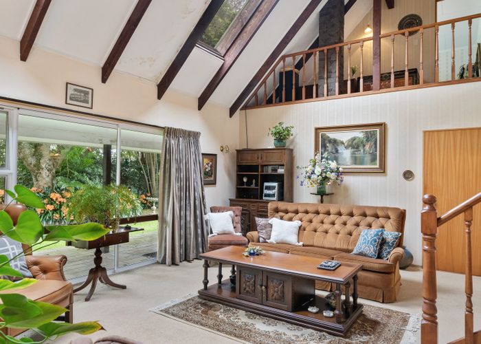  at 335 Te Moana Road, Waikanae