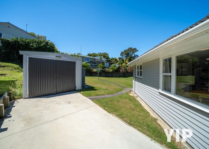  at 54 Batchelor Street, Newlands, Wellington, Wellington