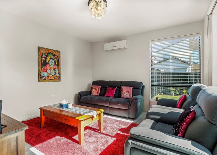  at 2 Courage Road, Papakura, Papakura