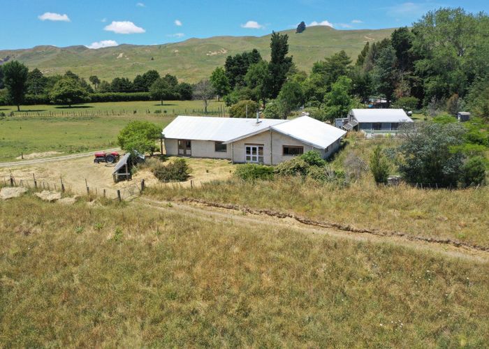  at 400 Rakaiatai Road, Dannevirke, Tararua, Manawatu / Whanganui